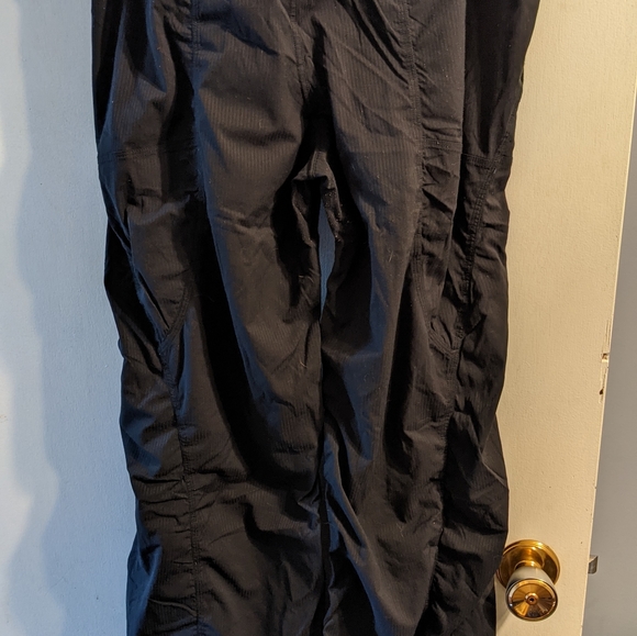 Lulu Lemon studio pants - Picture 5 of 5